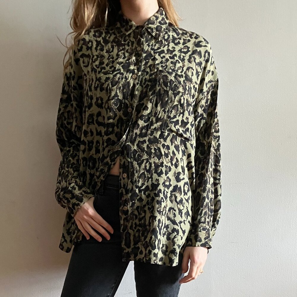 Vintage Silk Cheetah Animal Print Oversized High Low Button Down Blouse Sz S